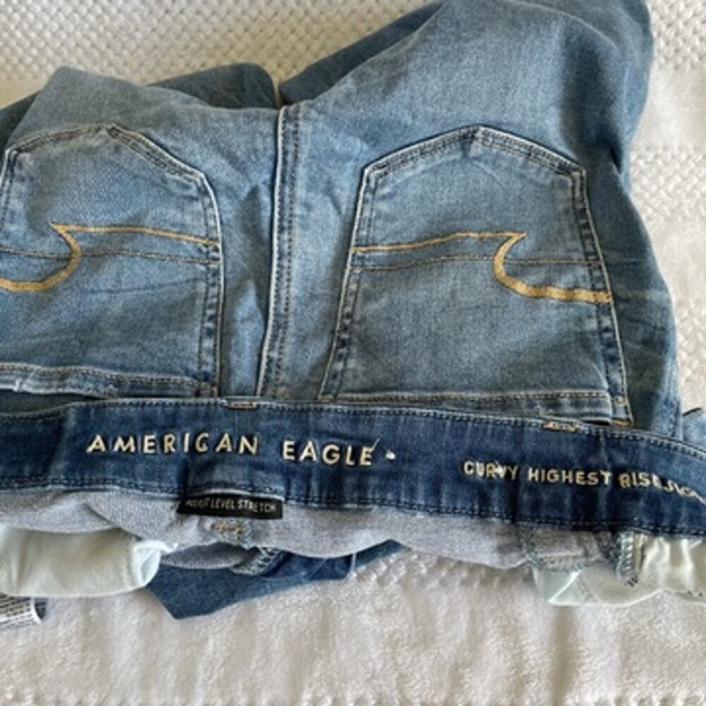 NWOT new American Eagle Curvy Highest Rise Jean, Size 0 Short - Picture 4 of 4